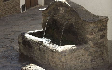 Water springs out everywhere in Bubion